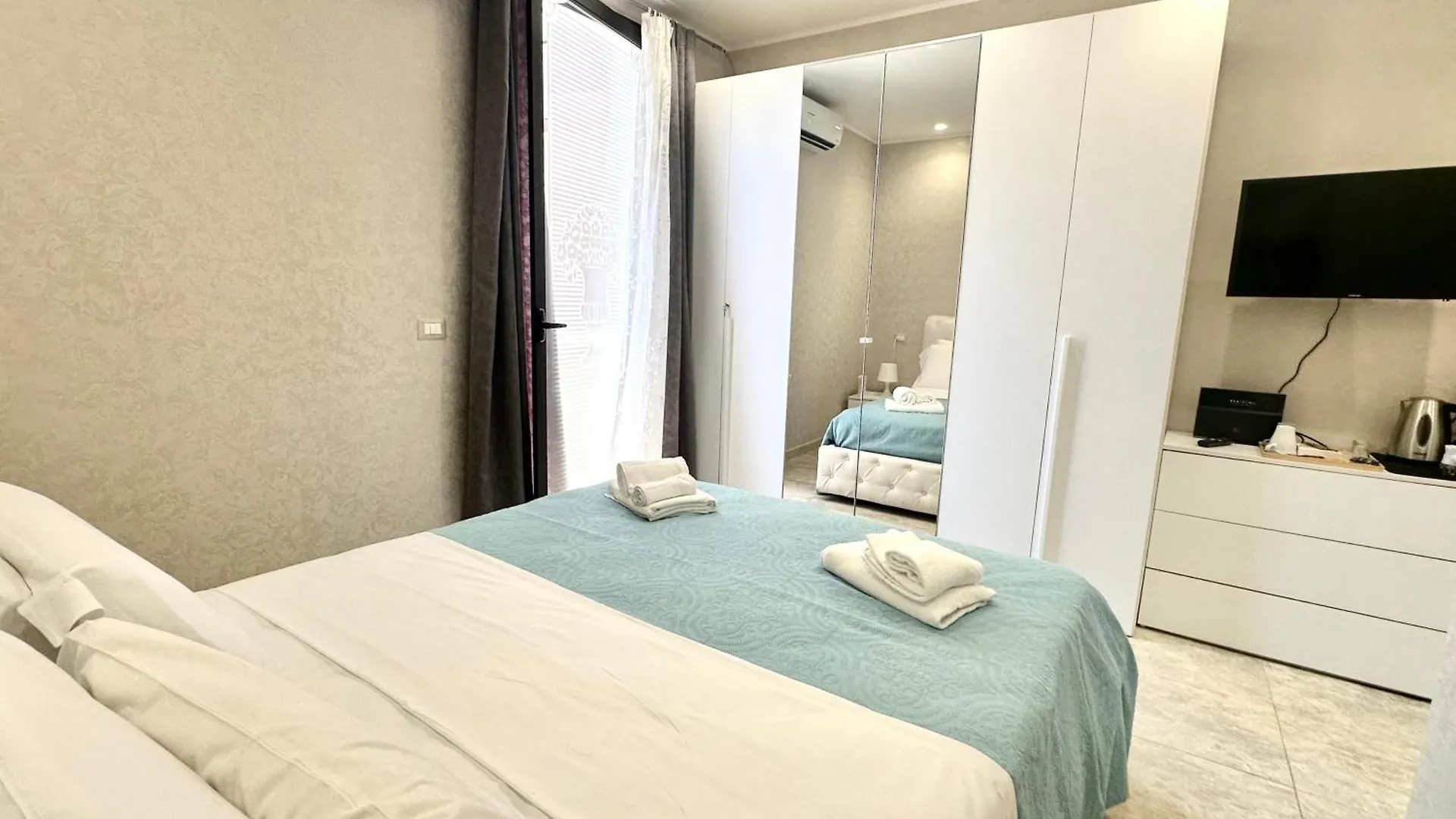 Marina Di Trezza Hotel Aci Castello 0*,